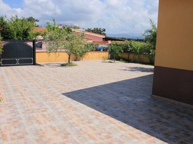 Villa Indipendente in vendita a Calabria, Cosenza