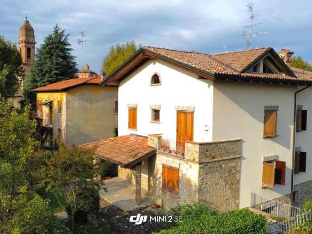 Villa Indipendente in vendita a Tresinaro - Secchia, Re