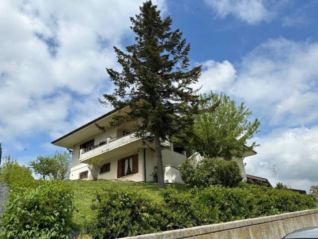 Villa Indipendente in vendita a Tresinaro - Secchia, Re