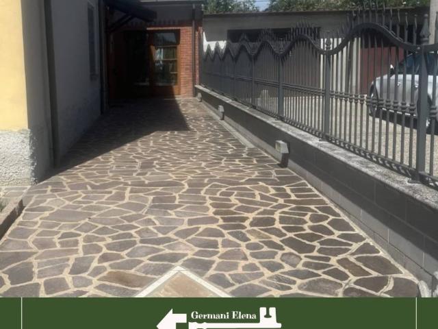 Villa Indipendente in vendita a Scandolara Ravara, Lombardia