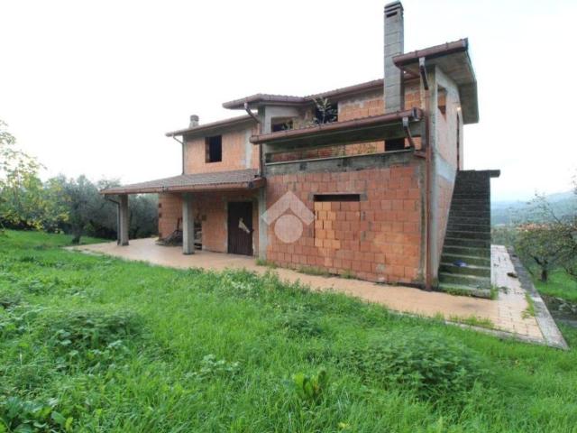 Villa Indipendente in vendita a Santa Maria delle Grazie, Scandriglia
