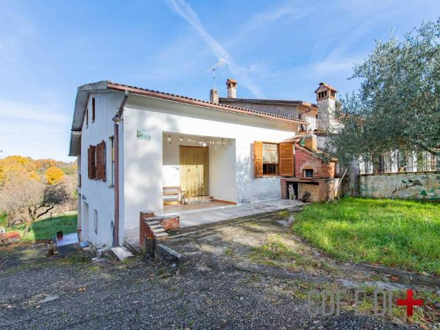 Villa Indipendente in vendita a Scandriglia, Lazio