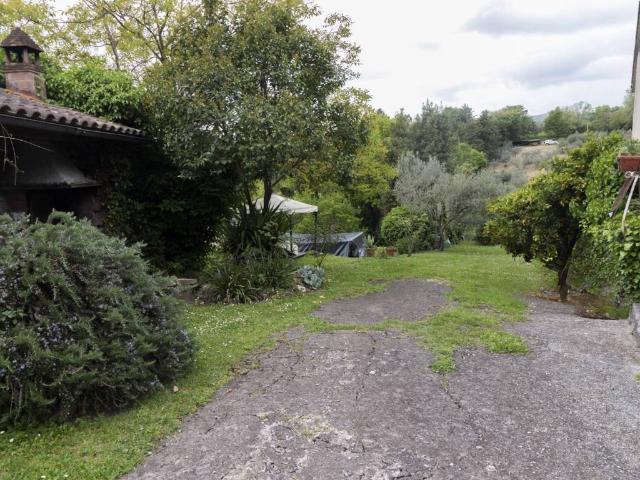 Villa Indipendente in vendita a Ponticelli Sabino, Scandriglia