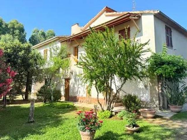 Villa Indipendente in vendita a Scansano, Grosseto