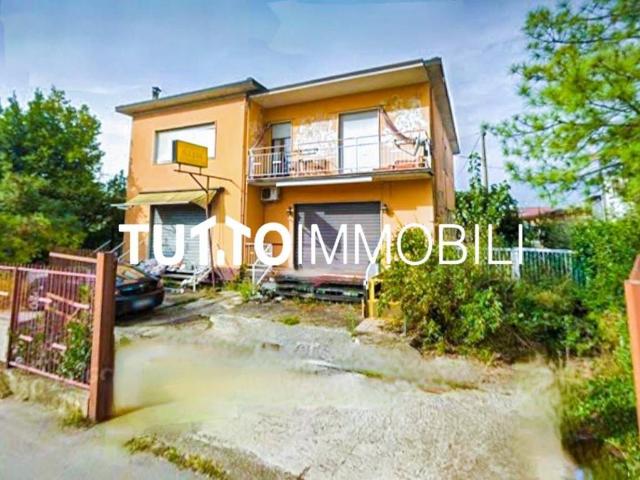 Villa Indipendente in vendita a Cascina Uccellanda, Scanzorosciate
