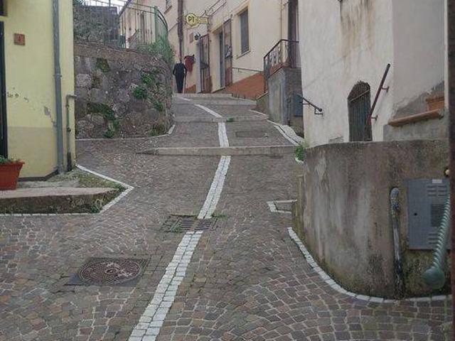 Villa Indipendente in vendita a Scapoli, Molise