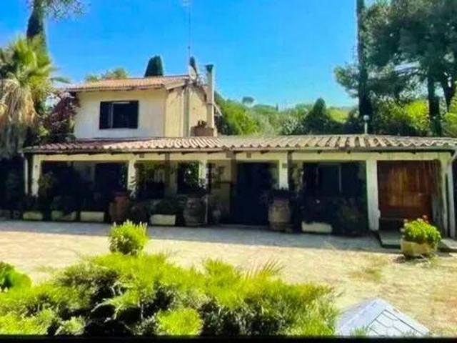 Villa Indipendente in vendita a Zona 167 Scarlino, Scarlino