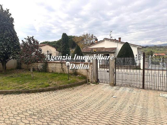 Villa Indipendente in vendita a Scarperia e San Piero, Scarperia