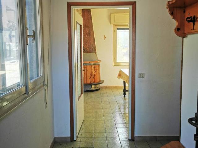 Villa Indipendente in vendita a Schignano, Lombardia