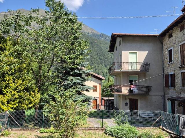 Villa Indipendente in vendita a Comunità Montana di Scalve, Schilpario