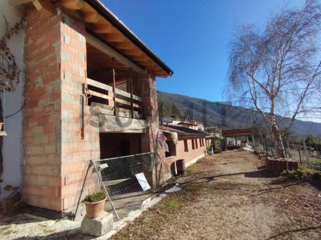 Villa Indipendente in vendita a Schio, Veneto