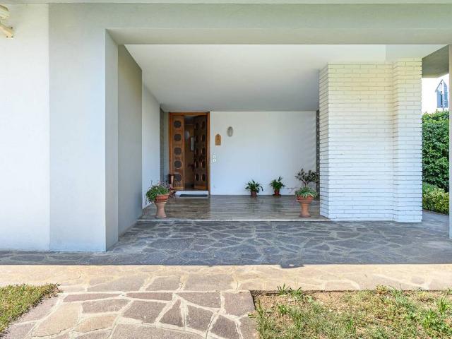 Villa Indipendente in vendita a Schio, Veneto