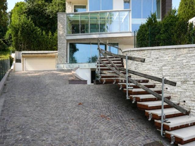 Villa Indipendente in vendita a Contrada Castellaro, Schio