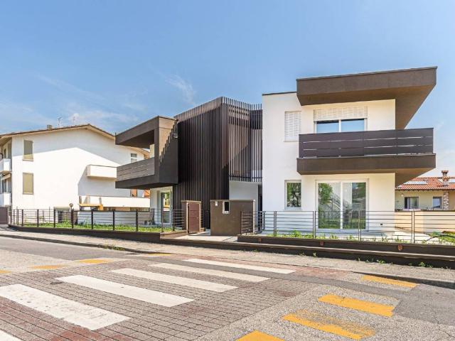 Villa Indipendente in vendita a Schio, Veneto