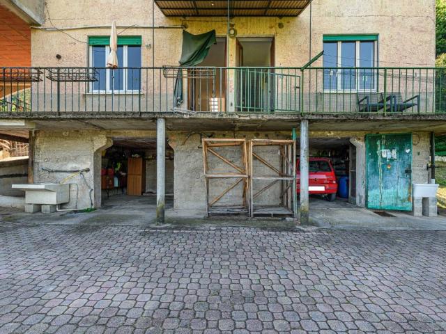 Villa Indipendente in vendita a Schio, Veneto