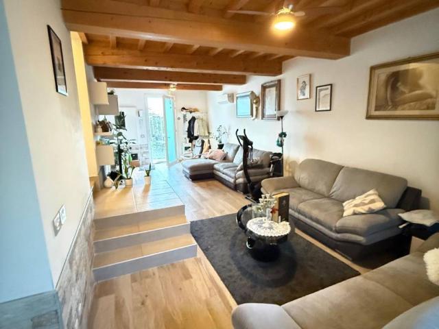 Villa Indipendente in vendita a Unione dei comuni Isola Mantovana, San Giovanni Del Dosso