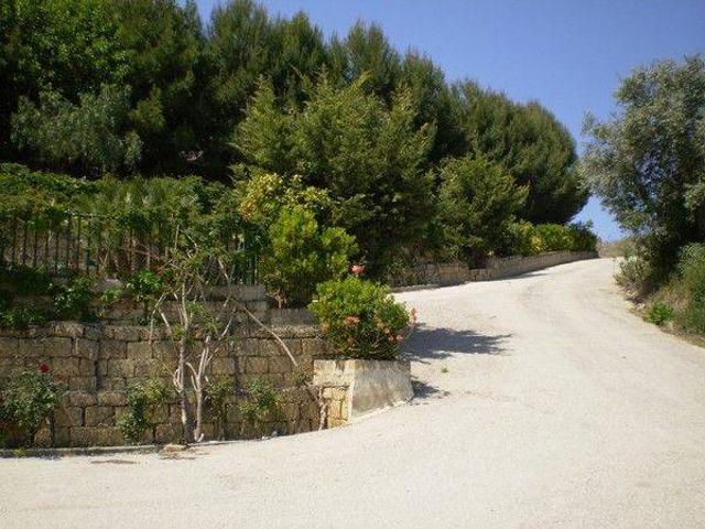 Villa Indipendente in vendita a Perriera, Sciacca