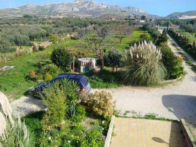 Villa Indipendente in vendita a Perriera, Sciacca