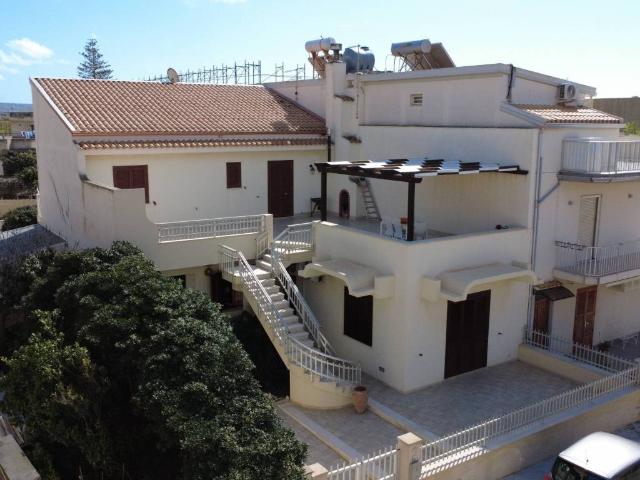 Villa Indipendente in vendita a Cava D'aliga, Sicilia
