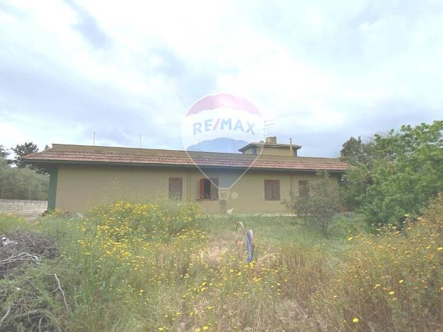 Villa Indipendente in vendita a Spinello, Cava D'aliga