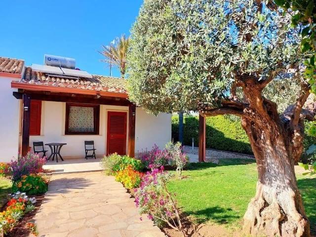 Villa Indipendente in vendita a Playa Grande, Cava D'aliga