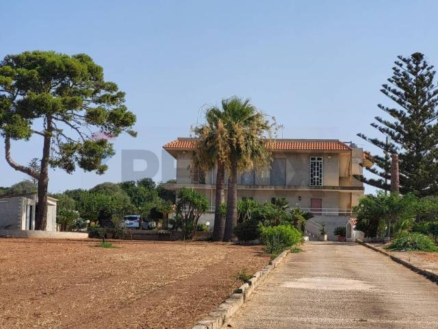 Villa Indipendente in vendita a Cava d'Aliga, Cava D'aliga