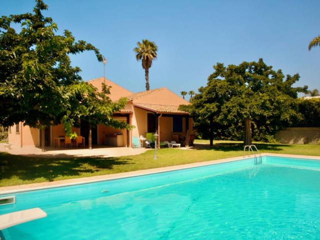 Villa Indipendente in vendita a Playa Grande, Cava D'aliga