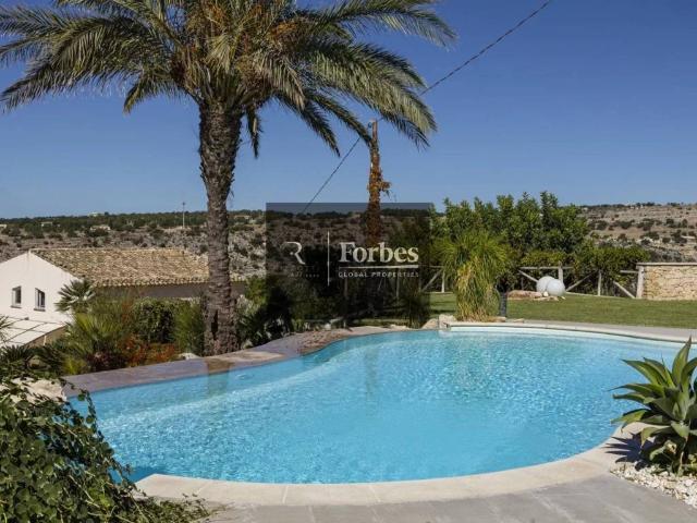 Villa Indipendente in vendita a Cava D'aliga, Sicilia