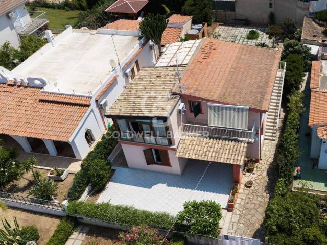 Villa Indipendente in vendita a Playa Grande, Cava D'aliga