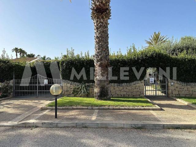 Villa Indipendente in vendita a Playa Grande, Cava D'aliga