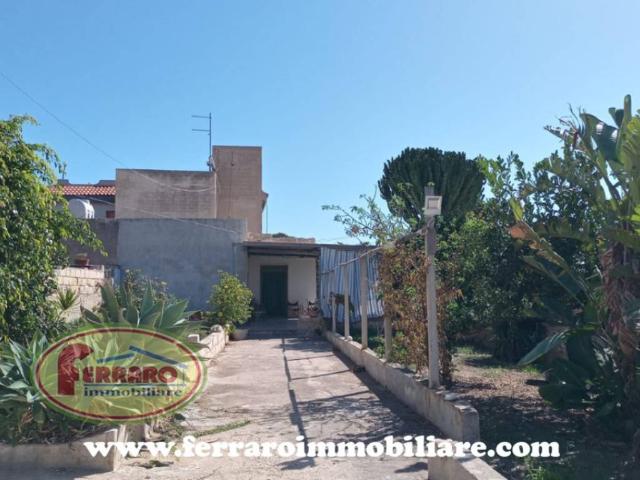 Villa Indipendente in vendita a Cava d'Aliga, Cava D'aliga