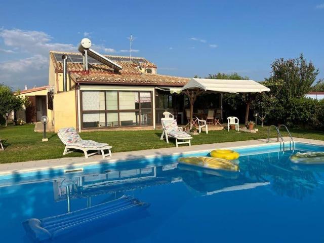 Villa Indipendente in vendita a Playa Grande, Cava D'aliga