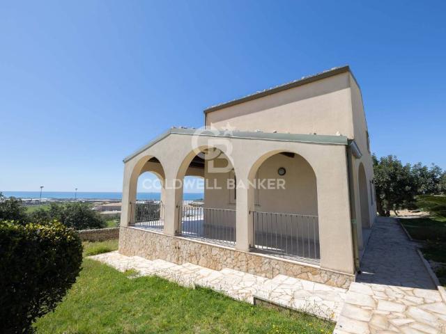 Villa Indipendente in vendita a Cava D'aliga, Sicilia