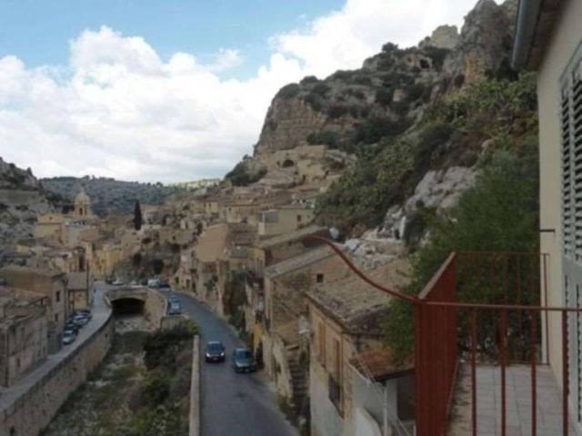 Villa Indipendente in vendita a Balata, Cava D'aliga