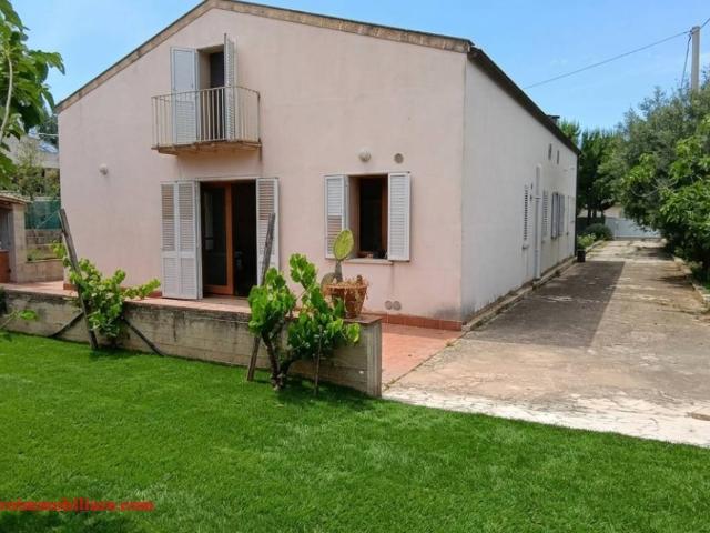 Villa Indipendente in vendita a Cava D'aliga, Sicilia