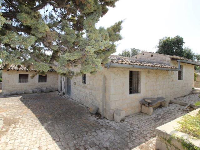 Villa Indipendente in vendita a San Biagio, Cava D'aliga