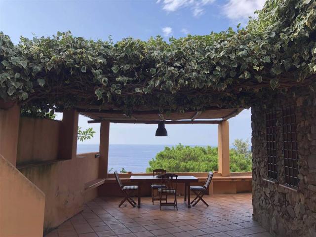 Villa Indipendente in vendita a Calabria, Reggio Calabria