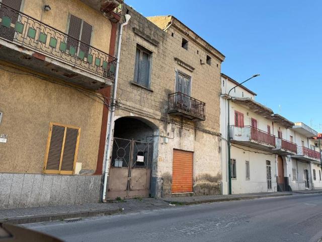 Villa Indipendente in vendita a Saviano, Campania