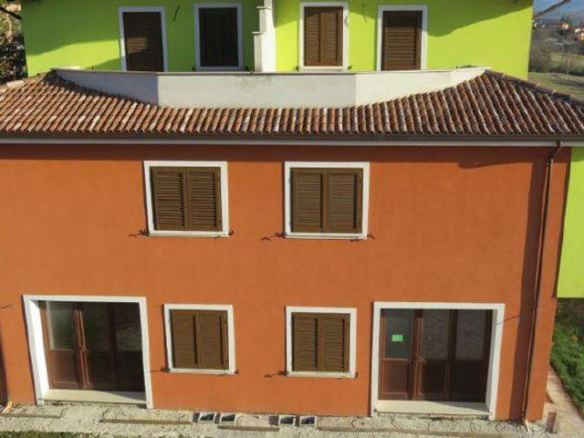 Villa Indipendente in vendita a Collettara, Scoppito