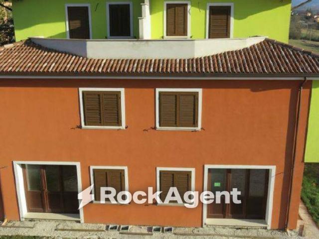 Villa Indipendente in vendita a Collettara, Scoppito