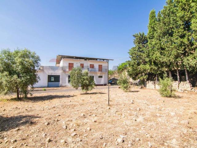 Villa Indipendente in vendita a Scordia, Sicilia