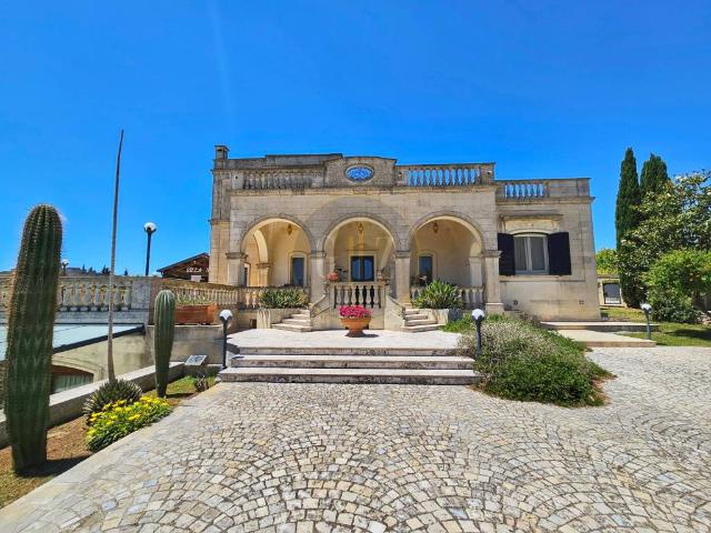 Villa Indipendente in vendita a Puglia, Lecce
