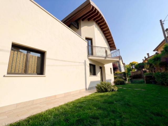 Villa Indipendente in vendita a Scorzè, Veneto