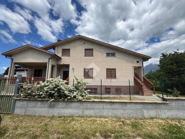 Villa Indipendente in vendita a Scurcola Marsicana, Abruzzo