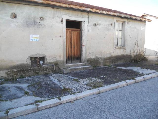 Villa Indipendente in vendita a Scurcola Marsicana, Abruzzo
