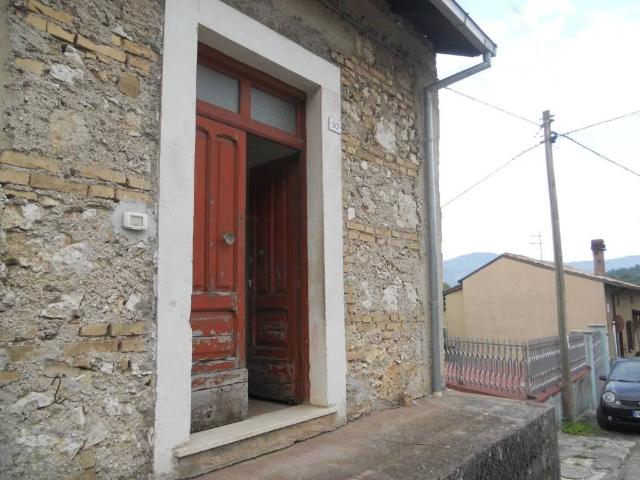 Villa Indipendente in vendita a Scurcola Marsicana, Abruzzo