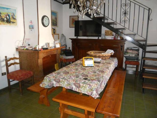Villa Indipendente in vendita a Scurcola Marsicana, Abruzzo