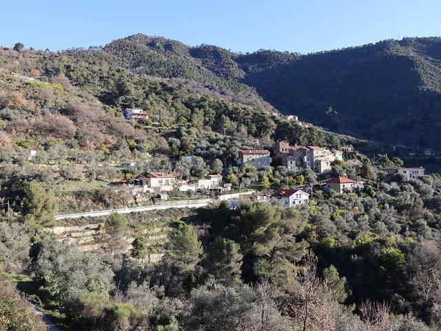 Villa Indipendente in vendita a Seborga, Liguria