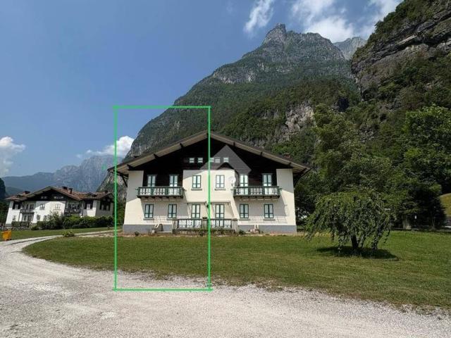 Villa Indipendente in vendita a Sedico, Veneto