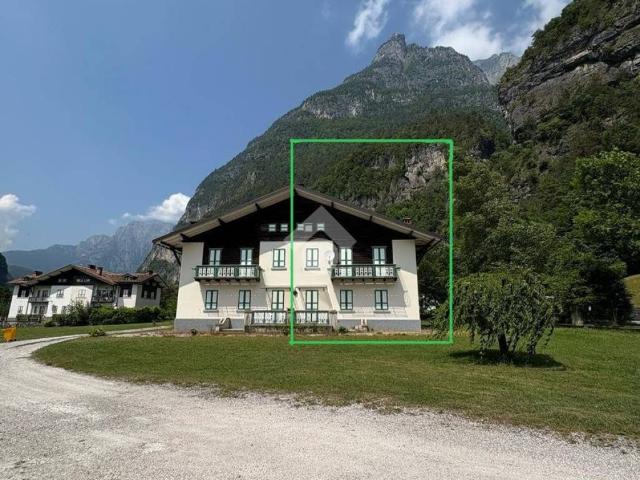 Villa Indipendente in vendita a Sedico, Veneto